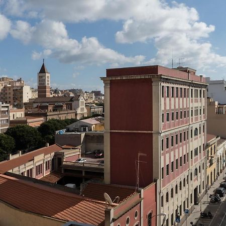 Budget Apartment Roma 70 Stazione Centrale กาญารี ภายนอก รูปภาพ