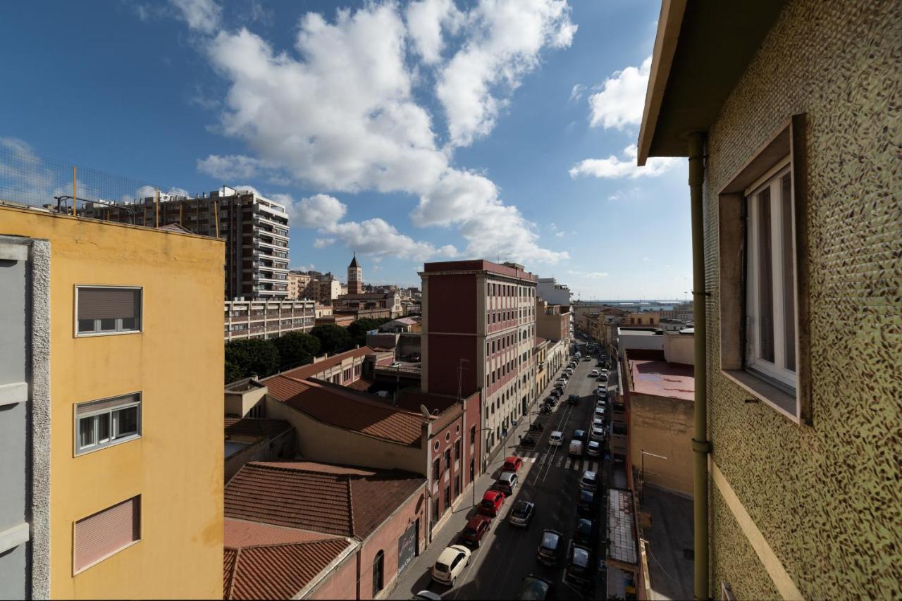 Budget Apartment Roma 70 Stazione Centrale กาญารี ภายนอก รูปภาพ